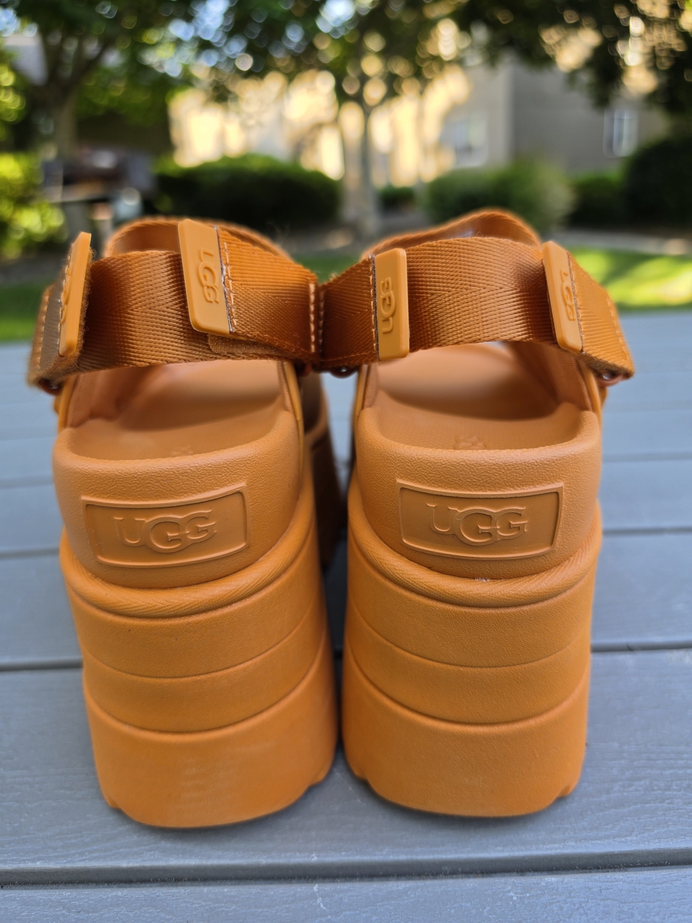 UGG GoldenRise Platform Sandals Dark Apricot Orange Size 7 - Picture 3 of 11